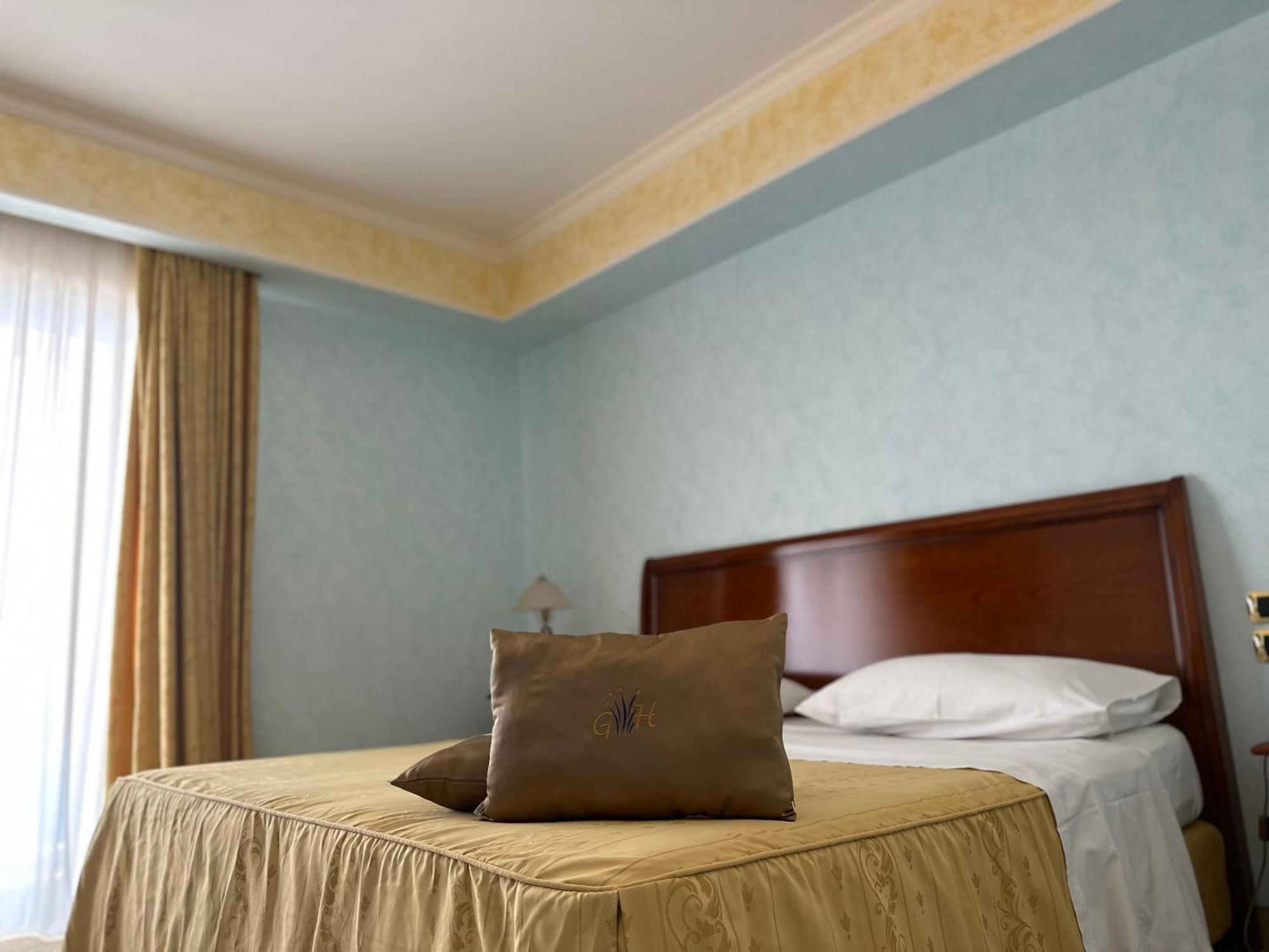 Gardenia Hotel Lazzaro ภายนอก รูปภาพ