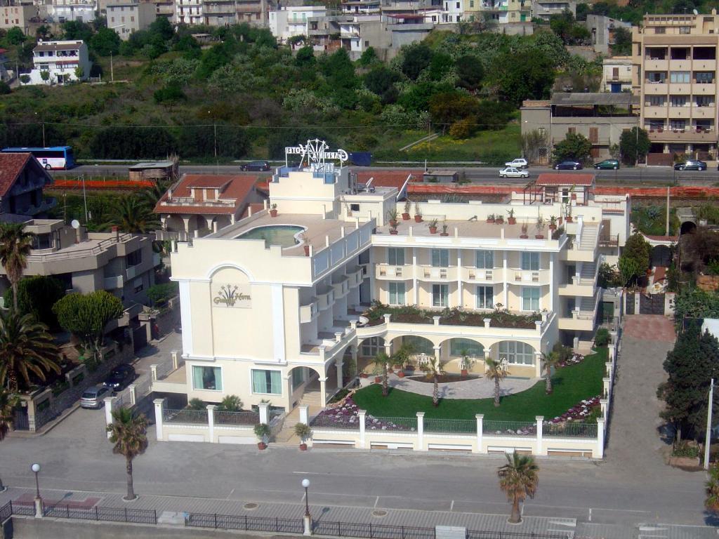 Gardenia Hotel Lazzaro ภายนอก รูปภาพ